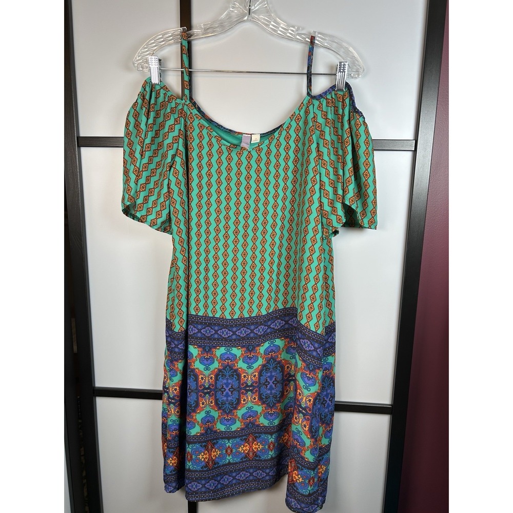ALYA Cold Shoulder Dress Womens Size S Green Boho Chevron Mandala Border Print
